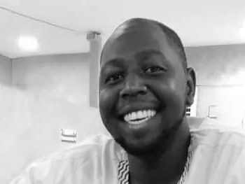 Sinkey-Kuku-Portrait